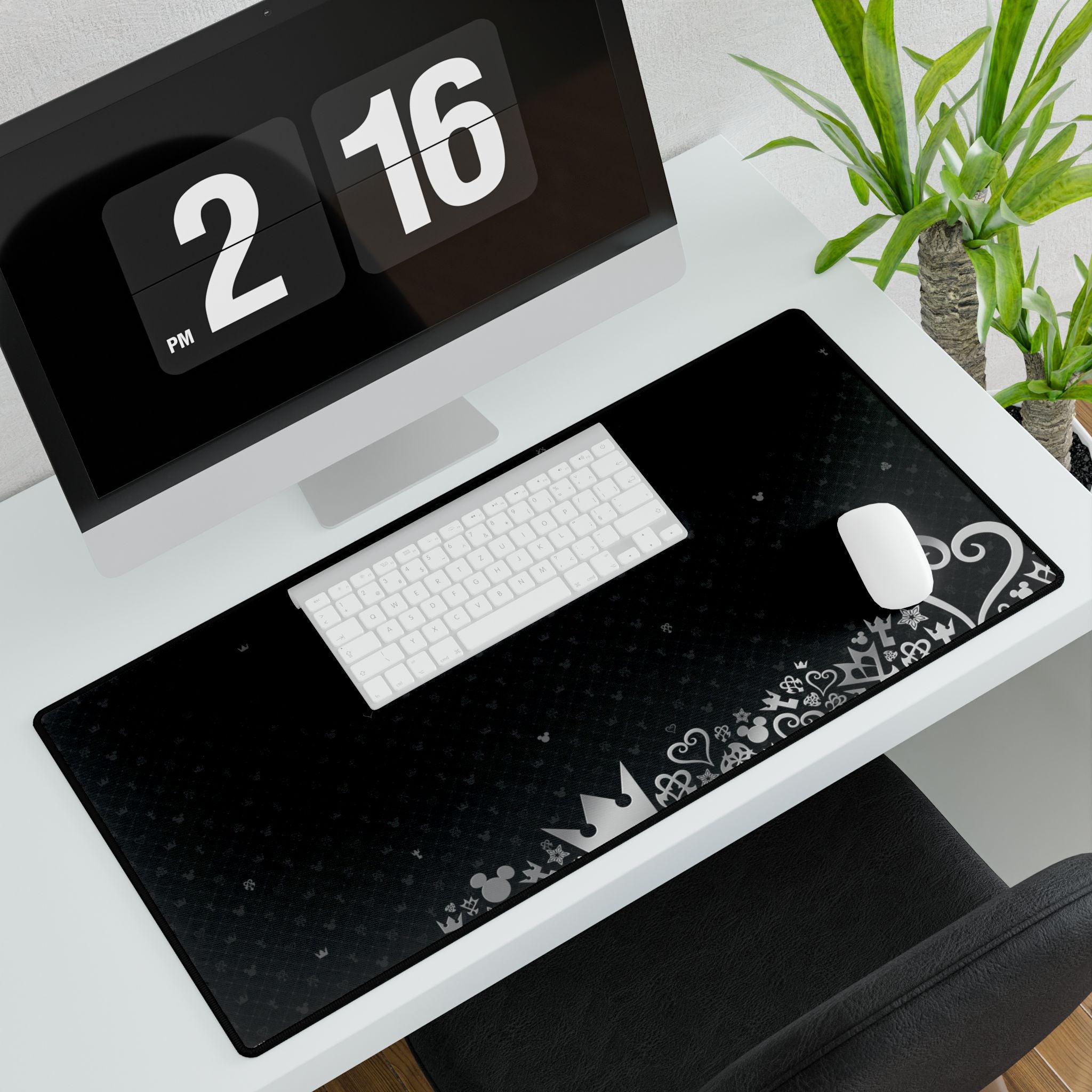 Heart Crown Pattern Desk Mat | Black Mouse Pad Desk Mat